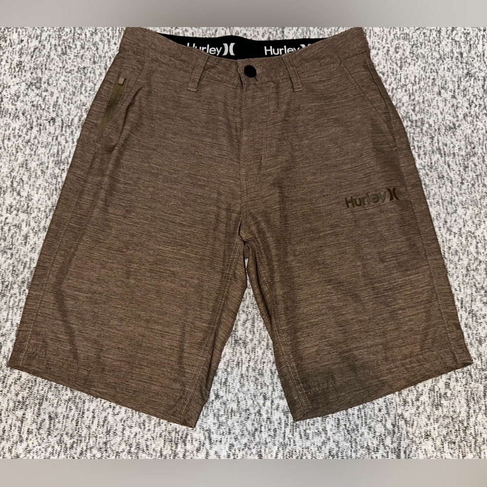 Hurley Tan Hybrid Shorts, Men’s Waist 28 EUC 
Teen/Men’s